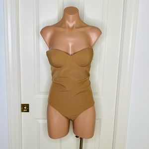 House of cb body color beige, cream gold size L